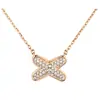 Collar con Colgante de Cruz de Nácar Natural Versión Alta Familia Shang X Accesorios de Alta Gama para Mujer Exquisito Lujo Ligero Nicho Oro Rosa Clavícula