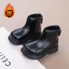 Botas Infantis Outono e Inverno Novas 2025 Botas Infantis Botas Curtas de Veludo para Meninas Sapatos Estilo Britânico Modernos e Versáteis