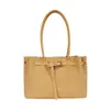 Bolsas de Comércio Exterior Transfronteiriças Femininas Estilo Coreano Moda Bolsa de Ombro Única Tecida Design de Nicho Bolsa de Braço para o Trabalho Venda por Atacado