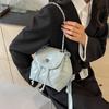 Bolsa pequena de corrente em losango de alta qualidade para mulheres 2024 Nova mochila popular bolsa de ombro da moda mochila pequena para o dia a dia