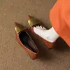 Tacones Altos Elegantes de Punta Estilo Socialité para Mujer, Nuevo Diseño de Nicho, Zapatos de Salón Stiletto Poco Profundos Retro Franceses Primavera/Verano 2025