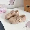 Pantuflas de peluche Boken de suela plana para mujer, nuevo modelo popular de invierno 2026, pantuflas tipo slip-on estilo Birkenstock 88-7509