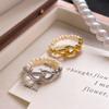 Anillo de cuerda con estampado de perlas de agua dulce de estilo coreano para mujer, anillo de dedo ligero de lujo a la moda para otoño e invierno, anillo sencillo y combinable de alta calidad.