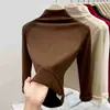 Camiseta Negra de Manga Larga con Cuello Alto Medio para Mujer en Otoño e Invierno, Cálida por Dentro Cepillada, Diseño Estilo Coreano, Camiseta Base