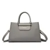 Bolso Nuevo de Lujo Ligero para Mujer 2025, Bolso para Mamá, Bolso de Mano Moderno y Elegante, Bolso de Mano Versátil de Moda