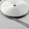 O fabricante fornece fita de poliéster brilhante de 1,5 cm para cordão DIY em estoque, disponível em 13 cores, amostras grátis disponíveis.