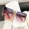 Gafas de Sol Sin Marco Estilo Nuevo 2026 para Mujer, Gafas de Sol Retro de Moda con Marco Grande de Lujo Ligero, Gafas de Sol con Sombra Antirreflejos para Fotografía Callejera de Viaje