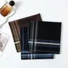 Lenço Masculino de Algodão Puro 43cm Lenço de Bolso Xadrez Clássico com Contraste Lenço de Cetim Toalha de Suor Vintage