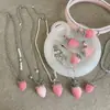 Colar Pingente de Morango Rosa Degradê e Anel Feminino, Temperamento Doce e Fofo, Corrente de Suéter Choker Fashion