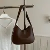 Nova Bolsa Pequena Lisa para Mulheres 2026 Tendência Estilo Coreano Popular Este Ano Chegada da Primavera Bolsa de Mão Bolsa de Ombro de Axila