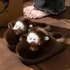 Pantufas de algodão fofas de pelúcia para mulheres, novo estilo outono/inverno 2026, antiderrapantes, com sola grossa, quentes e confortáveis de usar