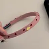 Diadema de moda estilo coreano para principios de otoño, nuevo diseño juguetón con lunares de corazón rojo y etiqueta dorada, diseño de nicho vintage, estilo de corona alta