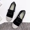 Zapatos de Mujer Estilo Chanel de Cuero Genuino, Mocasines Planos Retro de Suela Blanda para Mujer, Mocasines Casuales de Cadena de Moda, Venta al por Mayor Directa desde la Fábrica Fuente