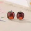 Yilu Plata de Ley S925 Ámbar Rojo Cuadrado Pendientes Estilo Retro Versátil Simple Cuadrado Carácter de Bendición Pendientes con Clip de Plata