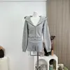 Sudadera gris con capucha y mangas largas, chaqueta casual de ajuste holgado tipo air-layer, traje gris de algodón de fibra larga de Xinjiang