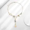 Nuevo Colgante Pequeño con Relieve de Diamante Moneda Mística Collar Gargantilla Personalidad Temperamento Nicho para Mujer