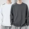 Camiseta de manga larga para hombre, nueva colección primavera/otoño 2026, capa base elástica, top de cuello redondo, versátil y moderno