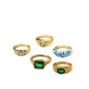Anillo Estilo Retro Simple Transfronterizo Europeo y Americano Electrochapado al Vacío en Oro de 18K Incrustado con Circonitas de Colores y Esmalte de Porcelana Azul y Blanca