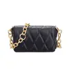 Bolsa pequena feminina transfronteiriça 2025 nova primavera-verão design de nicho bolsa de ombro acolchoada com corrente estilo Chanel