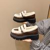 Zapatos de cuero afelpado estilo británico de talla grande zapatos de algodón para mujer otoño e invierno 2023 Nuevos zapatos afelpados zapatos de una sola capa mocasines retro de terciopelo