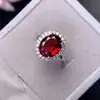 Venta al por mayor de fábrica Más vendido Anillo de granate natural Plata S925 Incrustado Piedra principal 9x11mm Venta caliente Europa y América Dropshipping