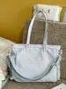 Bolsa Rosa Translúcida Mate con Brillo Fino, Adecuada para Chicas Estilo Anime, Se Puede Usar como Bolso Cruzado o de Hombro, Ideal para Estudiantes que Van a la Escuela, Tareas o Clases Extra