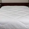 Suministro directo de fábrica invierno hotel especial cálido núcleo de edredón ropa de cama núcleo de edredón de terciopelo sintético edredón para cuatro estaciones venta al por mayor