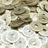 Venta directa de fábrica cinco monedas de emperador cobre al por mayor antiguas hacer monedas viejas Dinastía Qing 2.3cm llavero colgante