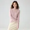 Suéter de cashmere com crochê vazado de alta qualidade para outono e inverno para mulheres, gola redonda, pode ser usado como camada interna ou externa, suéter de tricô grosso com acabamento de renda moderno
