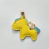 Colgante llavero de cuero Año del Caballo, un práctico regalo de Año Nuevo con temática de caballo zodiacal, un amuleto de la suerte y una correa para teléfono de aleación de zinc
