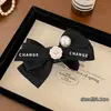 Elegante pinza de clip con lazo de camelia y perlas para recogido de pelo con cabeza de bola para mujer 2023 Nuevo pinza para el pelo accesorios para la cabeza