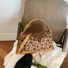 Cross2026 Otoño Nuevo Bolso de Hombro Versátil para el Trabajo Textura de Gamuza Bolso Cruzado Bolso de Mano Popular Retro