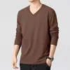 Novas Camisetas de Algodão Puro com Manga Longa e Decote V Outono e Inverno Masculinas Finas Camisetas Básicas Roupas Íntimas com Corte Justo e Versáteis