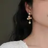 Pendientes Colgantes de Perlas Retro Europeos y Americanos, Pendientes Largos de Perlas que Te Hacen Ver Más Delgada, Diseño de Nicho, Lujo Ligero, Pendientes Versátiles