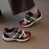 Zapatillas de entrenamiento alemanas retro de nicho para mujer con doble hebilla, zapatillas deportivas casuales planas de color block, nuevas para primavera y otoño 2026