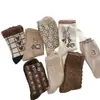 Calcetines de Tobillo Medio para Mujer en Tonos Tierra Otoño e Invierno Dibujos Animados Estilo Literario Universitario Calcetines Holgados Ins Modernos Versátiles Calcetines Largos