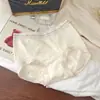 Ropa interior de algodón tipo nube antibacteriana de cintura media fina sin pelusa estilo dulce simple para cadera ropa interior de invierno al por mayor