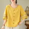 Top bordado de algodón y lino de manga corta para mamá de mediana edad, camiseta holgada de manga corta a la moda, ropa de mujer de verano nueva