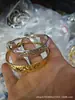 Artículos Populares en la Sala de Transmisión en Vivo: Pulsera de Oro Imitación con Diseño Abierto, Pulsera del Sutra del Corazón de las Cien Bendiciones, Colgante de Dragón Cielo Estrellado, Artículos Populares para Atraer Seguidores