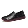 Zapatos de Mujer Capa Superior Piel de Vaca Nuevos Zapatos Hechos a Mano Cómodos Cuero Genuino Zapatos para Madres Suela Suave Boca Profunda Zapatos de una Sola Pieza Planos Cuatro Estaciones Zapatos de una Sola Pieza