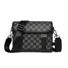 Bolso de Hombro de Moda para Hombre Bolso Cruzado de Cuadros para Hombre Bolso Pequeño Cuadrado Horizontal Bolso Cruzado Versátil para Teléfono Móvil Mochila de Cuadros