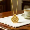 Novo Pingente Bússola Dupla Face Oca com Padrão de Flor em Filigrana Dourada Estilo Chinês Tradicional com Diamantes, Estilo Nacional Vintage para Mulheres