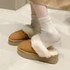 Pantuflas gruesas peludas para mujer talla grande, nuevo estilo de moda invierno 2026, forradas de felpa, zapatillas de media caña cerradas estilo Birkenstock, tallas 41 a 43