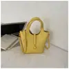 Bolsa Saco Estilo Cesta Elegante e Moderna para Mulheres, Novo Modelo 2026, Cor Sólida Elegante com Textura de Lichia, Bolsa de Ombro e Transversal de Nicho