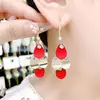 Nuevos pendientes de gancho de zirconita elegantes de celebridad en línea, pendientes personalizados, moda de alta gama, joyería de oreja roja, pendientes de lentejuelas de gota de agua