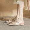 Sandalias de Moda de Tacón Bajo Jingang Yy2503 para Uso Exterior 2025 Nuevo Verano Punta Cuadrada Tacón Grueso Versátiles Zapatos de Mujer de Tacón Medio