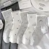 ¡Calcetines de mariposa de moda! Azul claro y blanco roto, con lindos detalles de lazo, perfecto para primavera y otoño, versátil y elegante, ideal para estudiantes