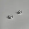 Plata de ley S925 chapada en oro de 18 quilates, diseño versátil para ir al trabajo, pendientes de botón sencillos para mujer, pendientes circulares dulces y geniales, estilo minimalista de Instagram