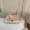 2026 Bolsa de Ombro Estilosa Tecida Tendência Casual para o Dia a Dia Bolsa de Axila Moda Simples Grande Capacidade Bolsa de Mão