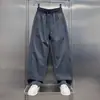 Calça Casual Versátil Cruzada de Seda Gelada para Homens Nova Coleção Primavera e Outono 2026 Calça Longa Casual Reta Solta de Perna Larga Roupa Masculina